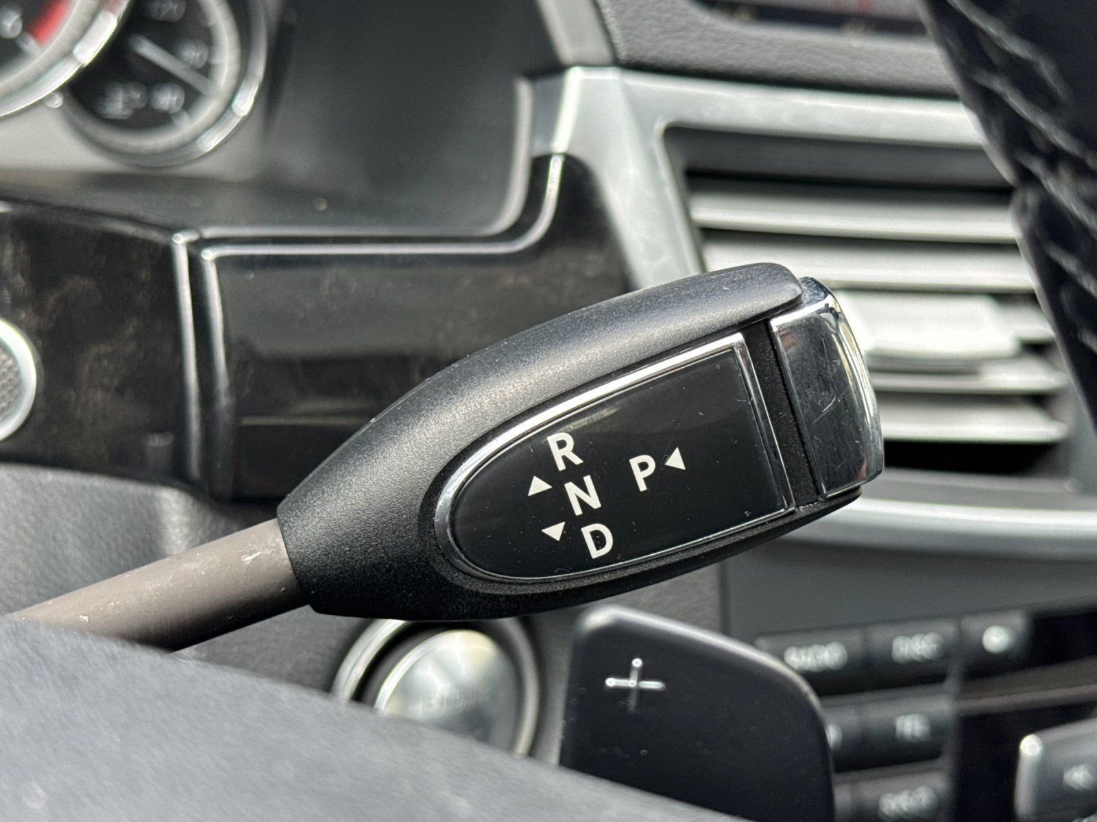 Used 2011 Mercedes-Benz E 350 BlueTEC Sedan image 21