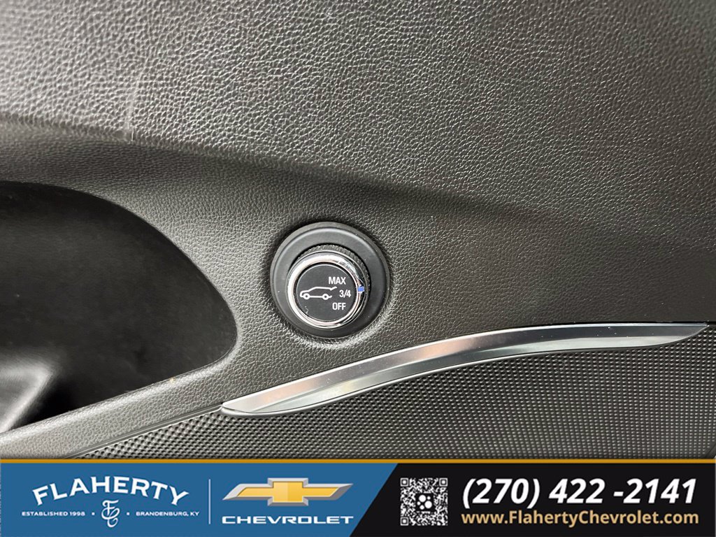 Used 2024 Buick Enclave Essence w/ Experience Buick Package FWD image 23