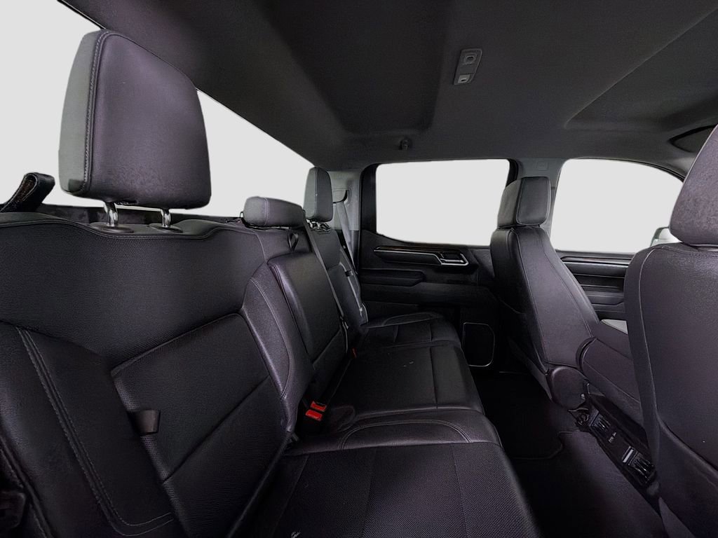 Used 2025 GMC Sierra 1500 SLT image 27