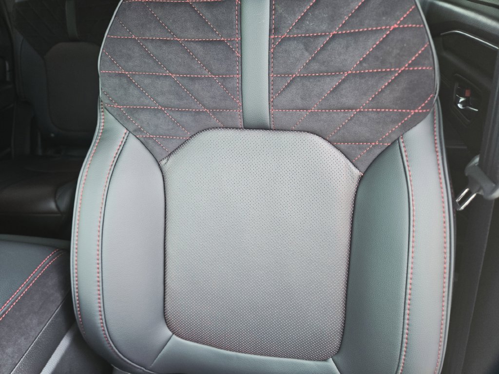 New 2026 Honda Pilot Black Edition image 8