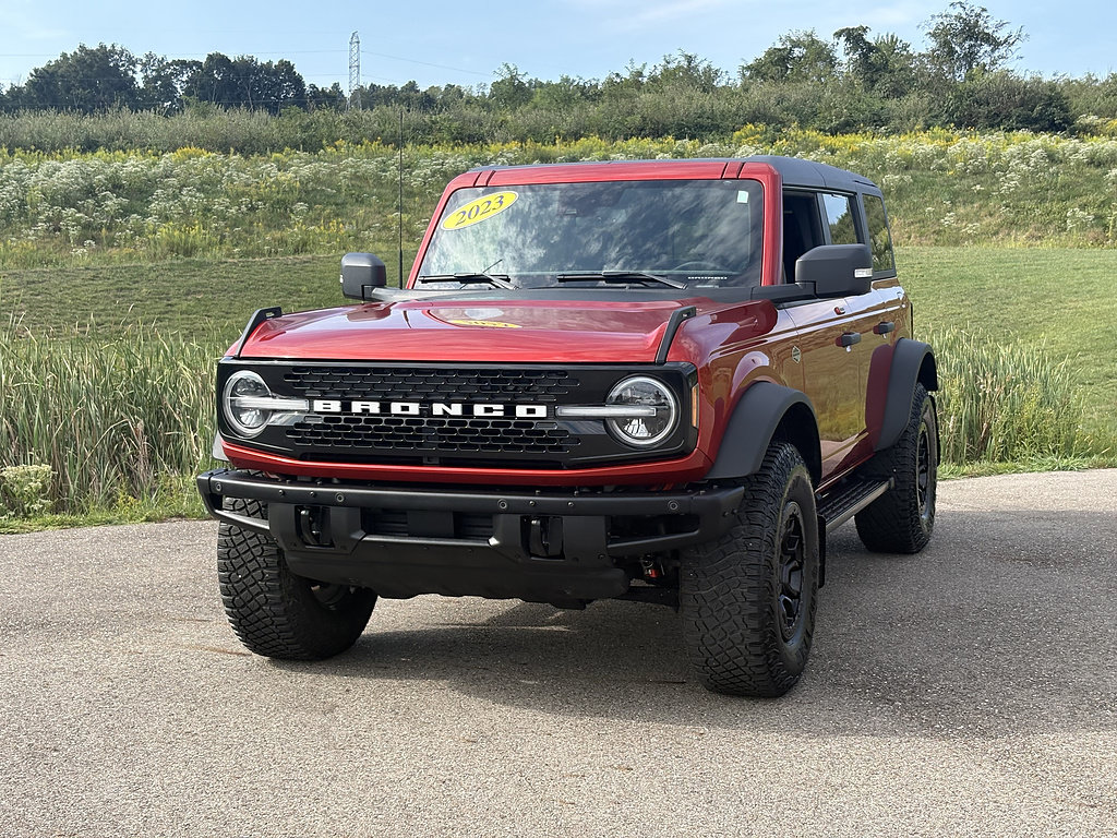 Used 2023 Ford Bronco Wildtrak AWD/4WD image 1
