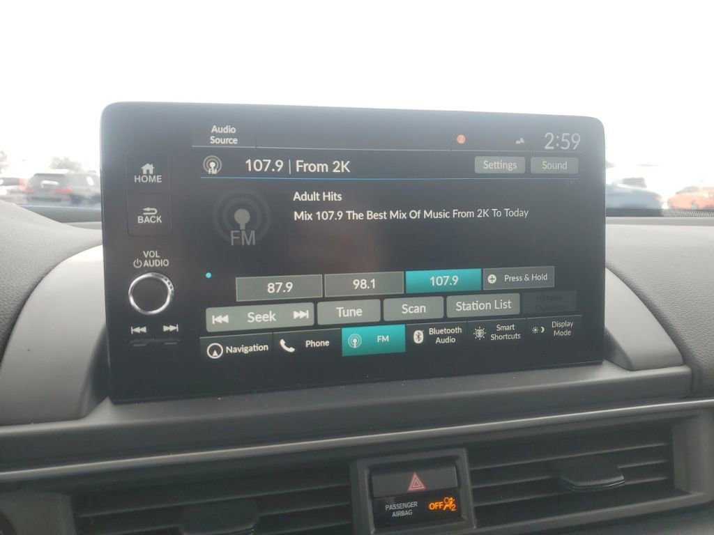 Certified 2024 Honda Pilot Elite image 16