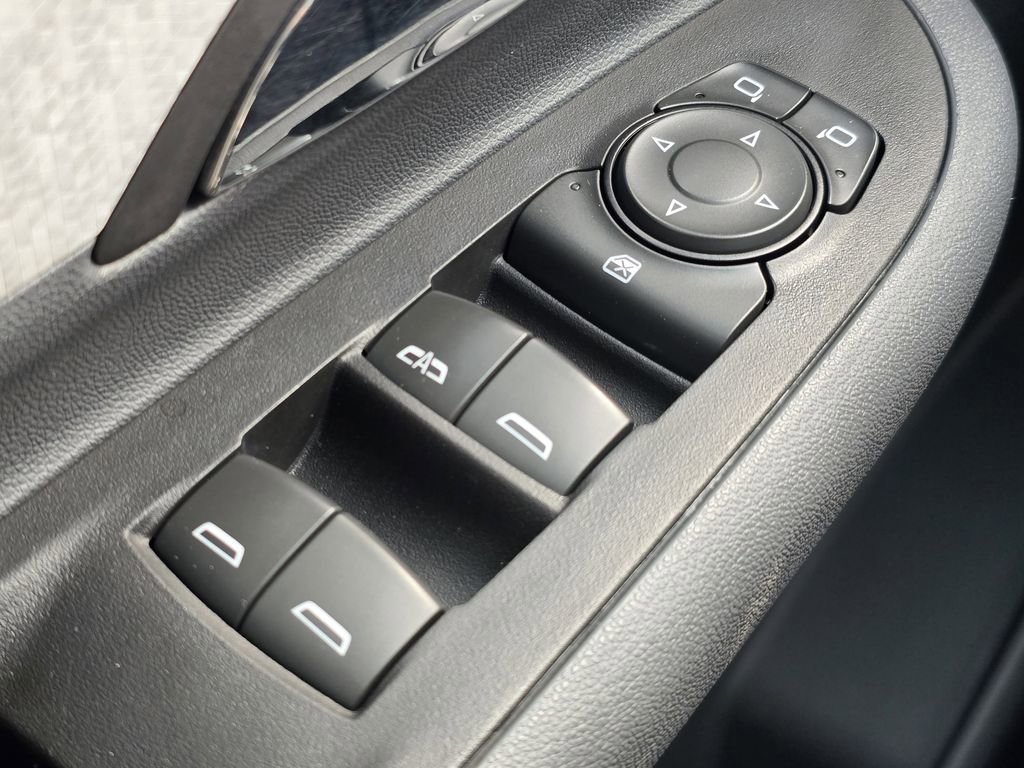 Used 2020 Chevrolet Bolt LT image 25