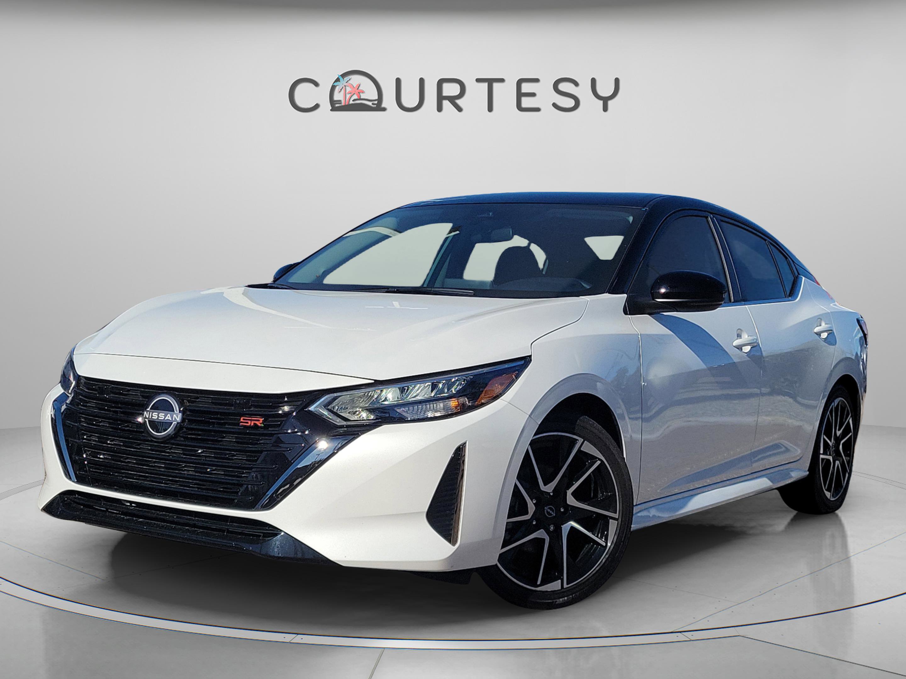 Certified 2025 Nissan Sentra SR image 1