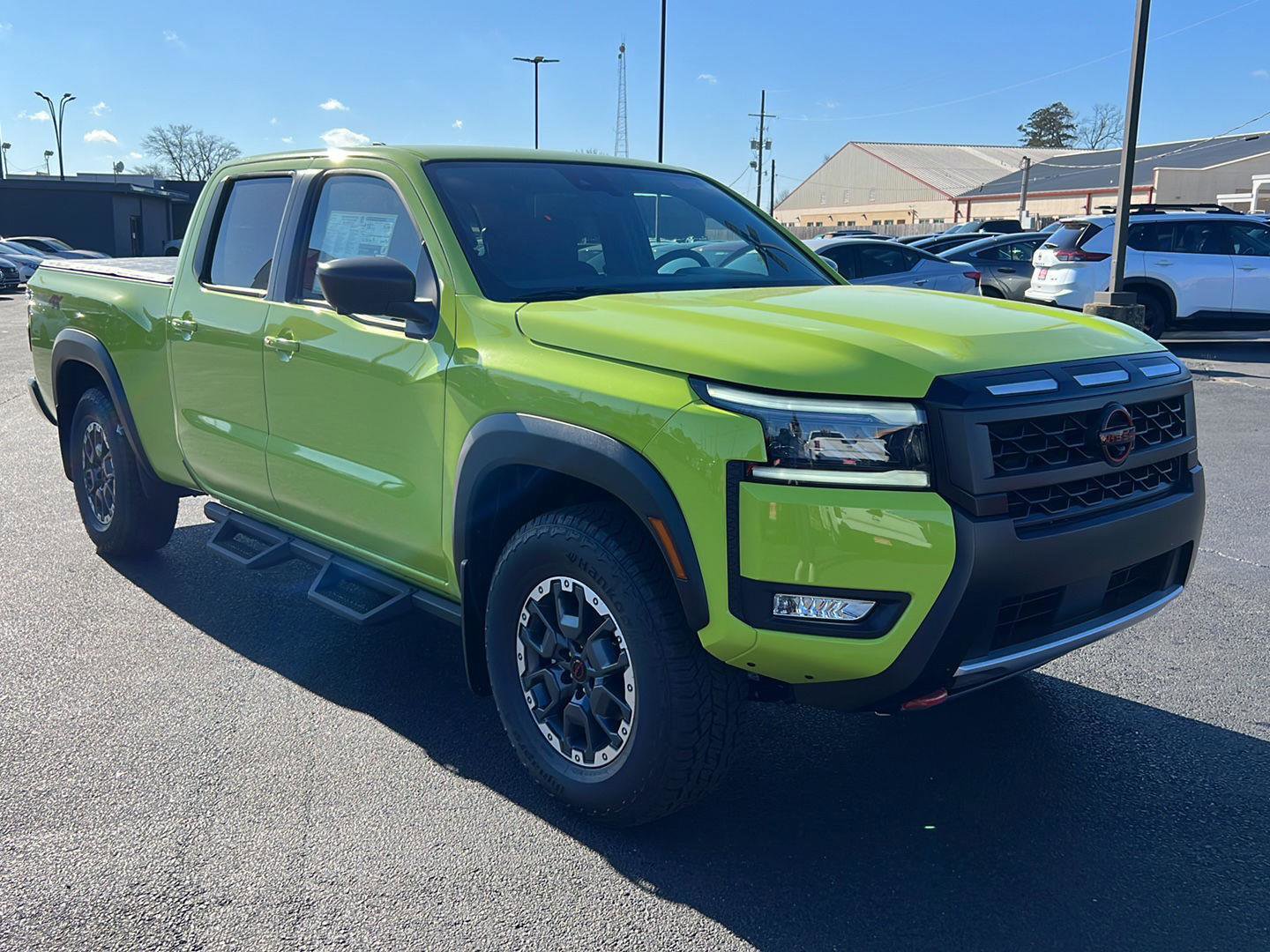 New 2026 Nissan Frontier PRO-4X w/ Pro-4x Convenience Package image 3