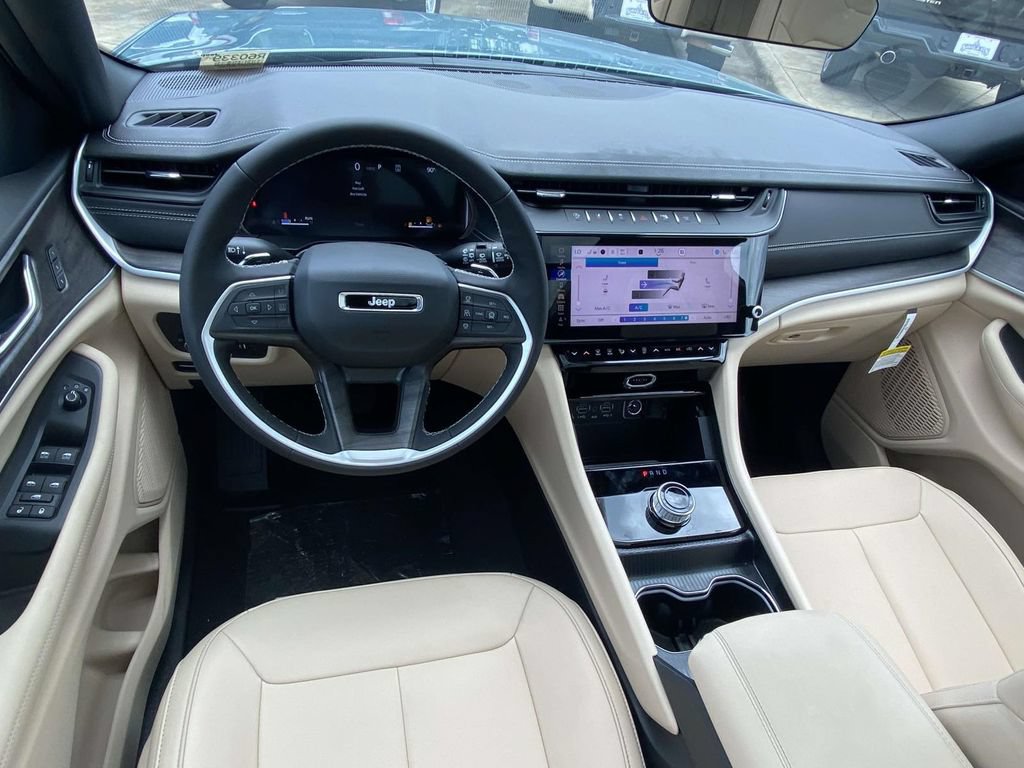 New 2026 Jeep Grand Cherokee L Limited w/ Limited Altitude Package RWD image 41