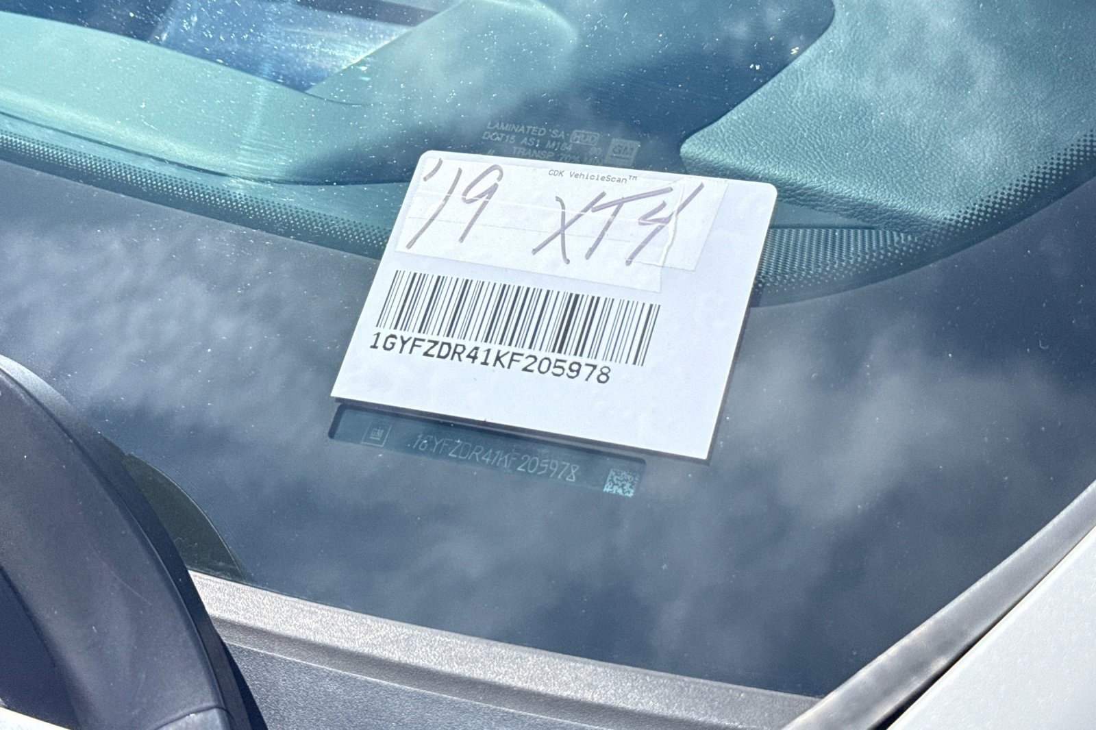 Used 2019 Cadillac XT4 Premium Luxury w/ Technology Package image 21