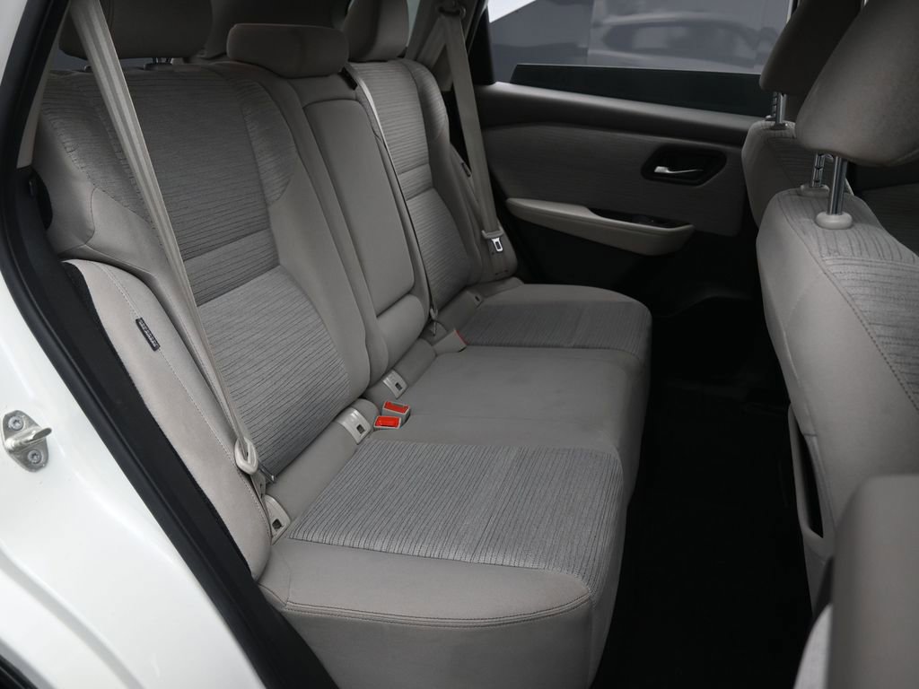 Used 2021 Nissan Rogue SV image 29