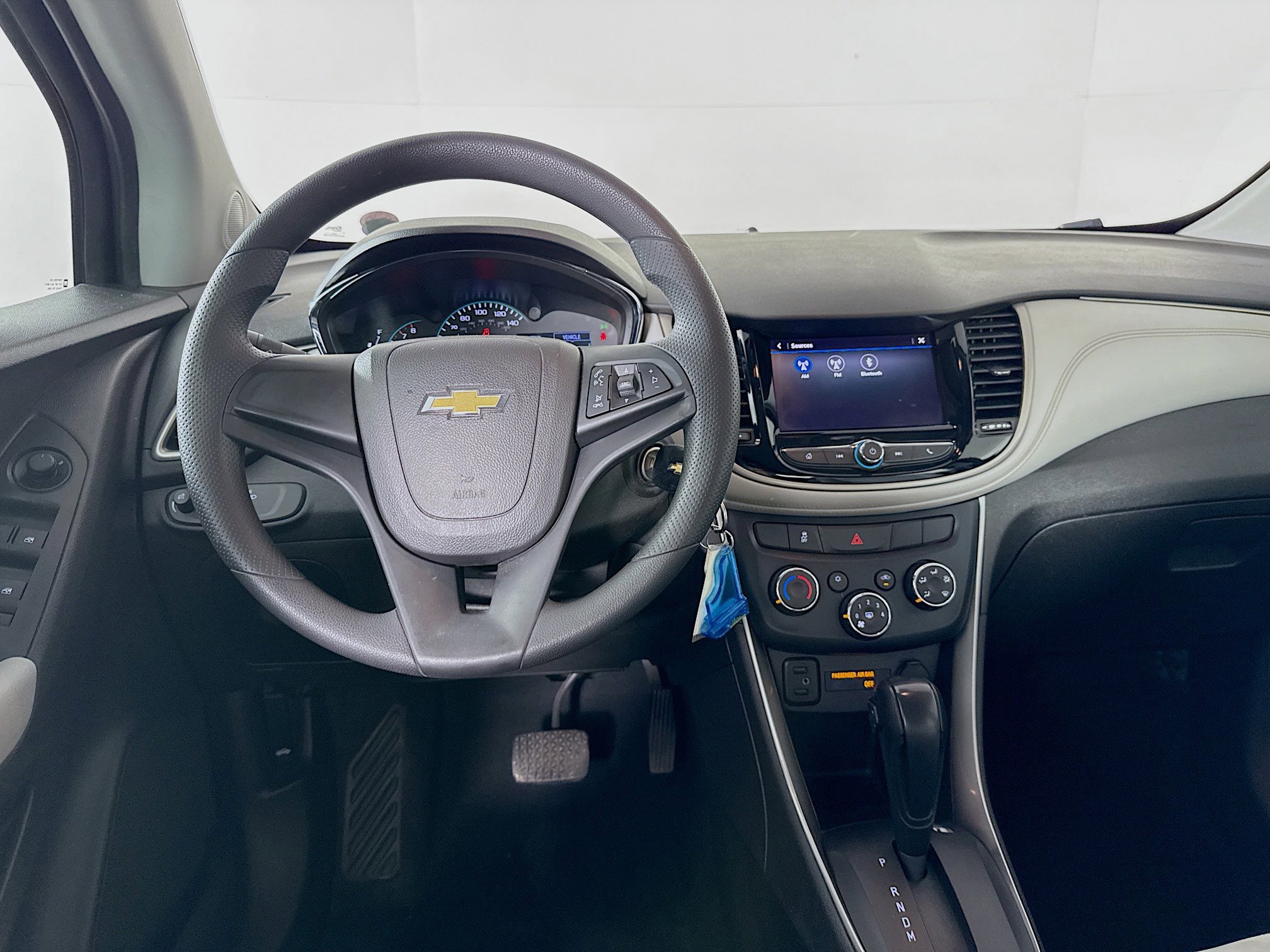 Used 2020 Chevrolet Trax LS image 25