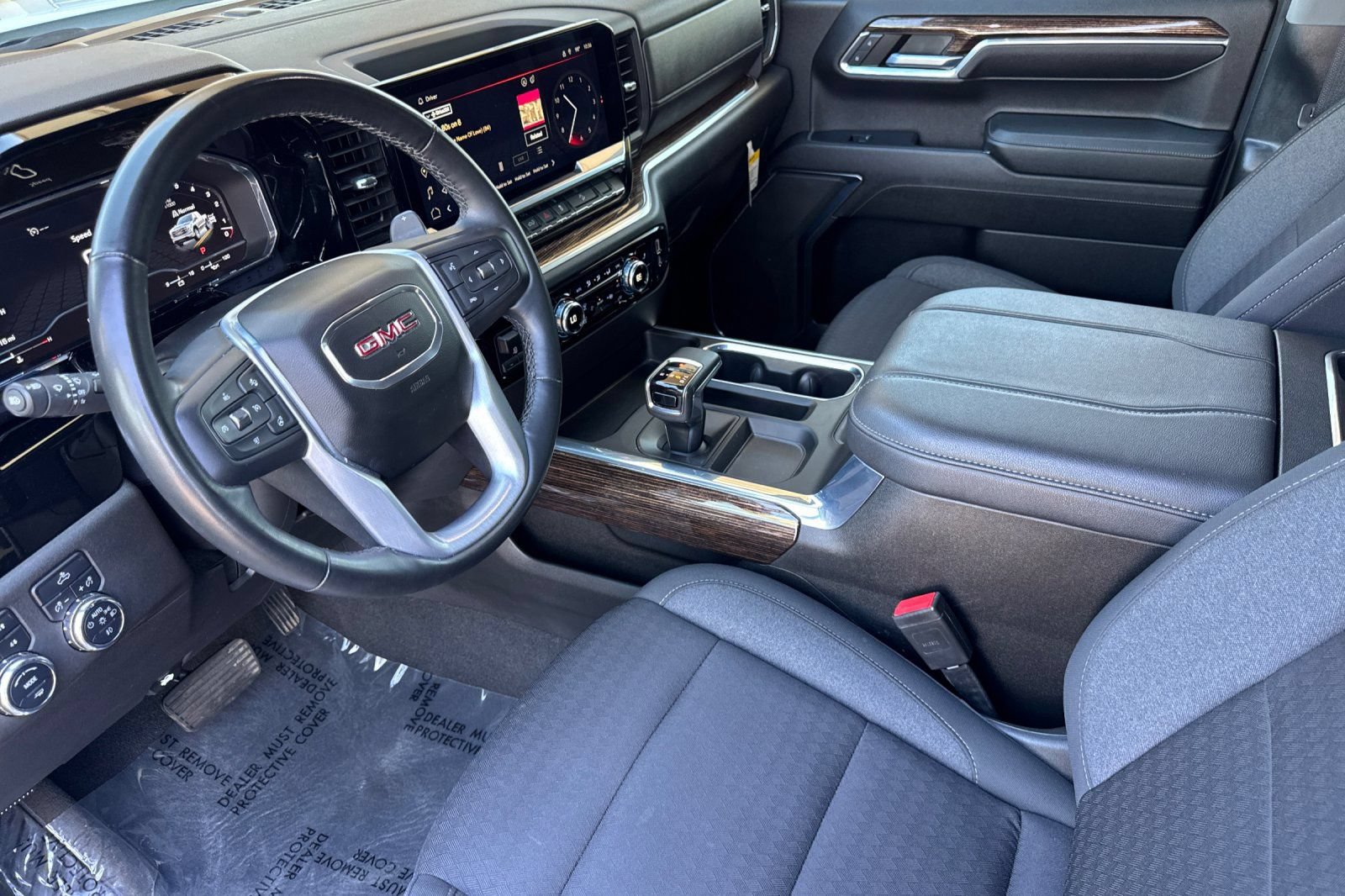 Certified 2023 GMC Sierra 1500 Elevation w/ X31 Off-Road Package AWD/4WD image 10