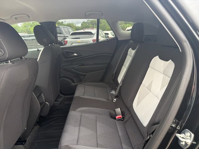 New 2026 Chevrolet Trax LS w/ LS Convenience Package FWD image 22