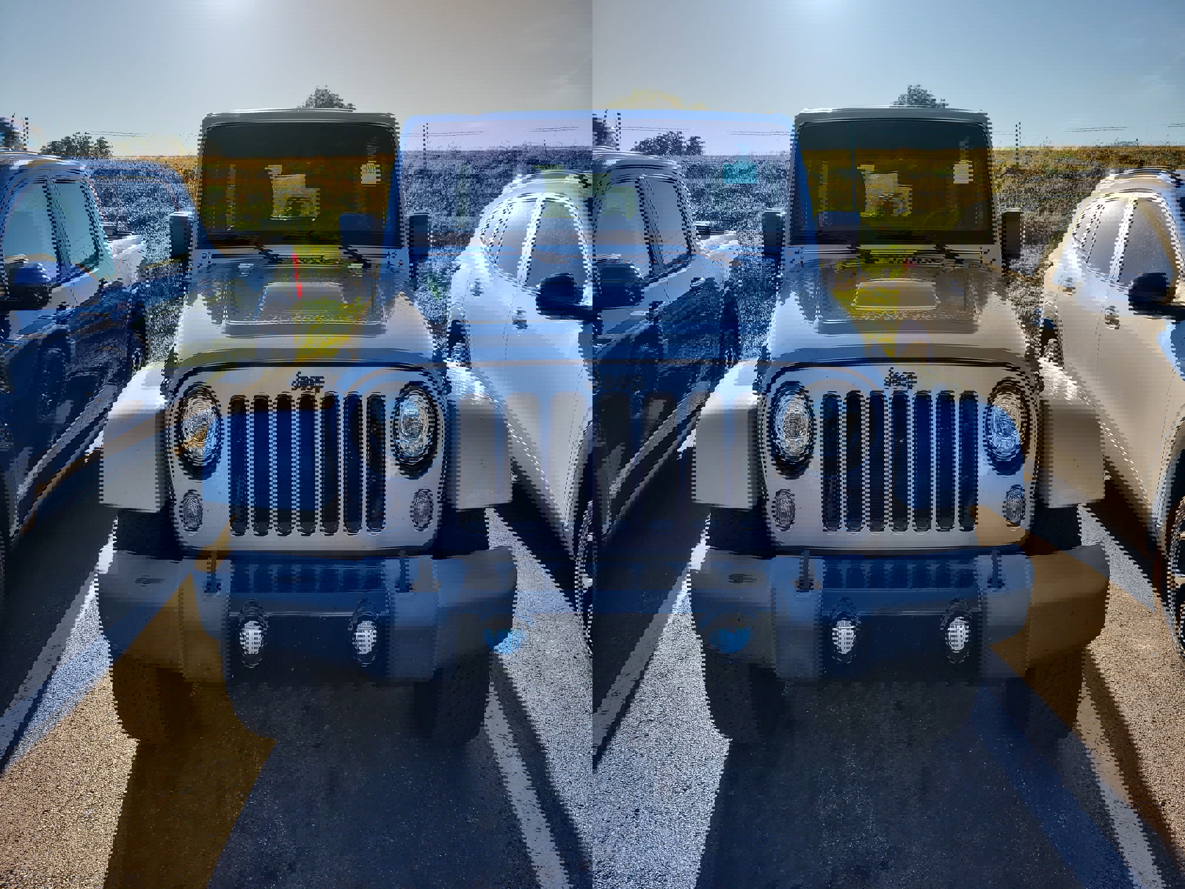 Used 2017 Jeep Wrangler Unlimited Sahara image 2