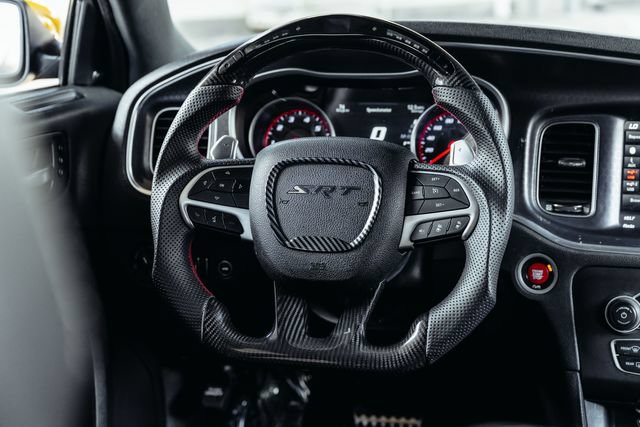 Used 2018 Dodge Charger SRT w/ Technology Group RWD image 7