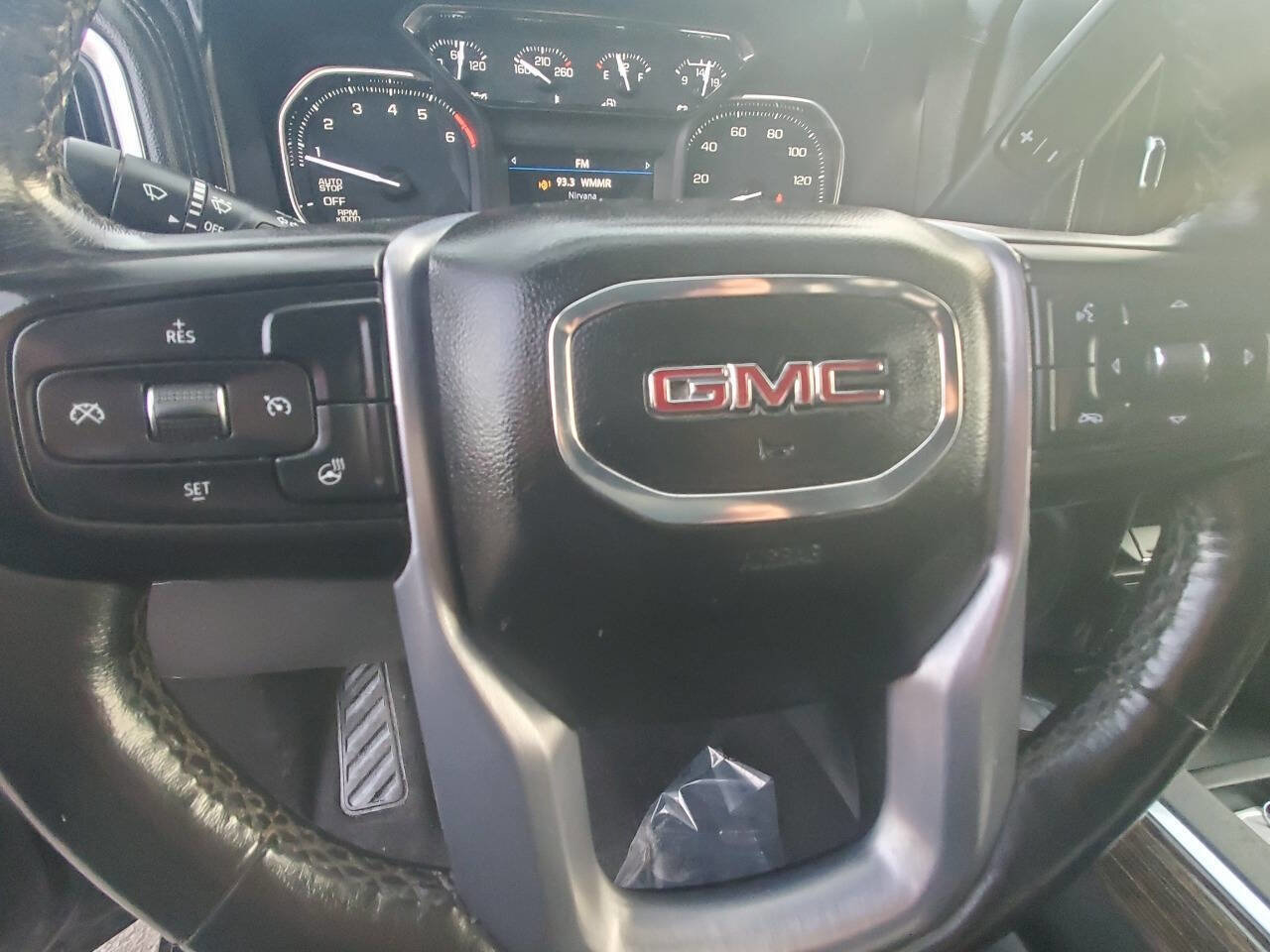 Used 2020 GMC Sierra 1500 Elevation w/ Elevation Value Package AWD/4WD image 13