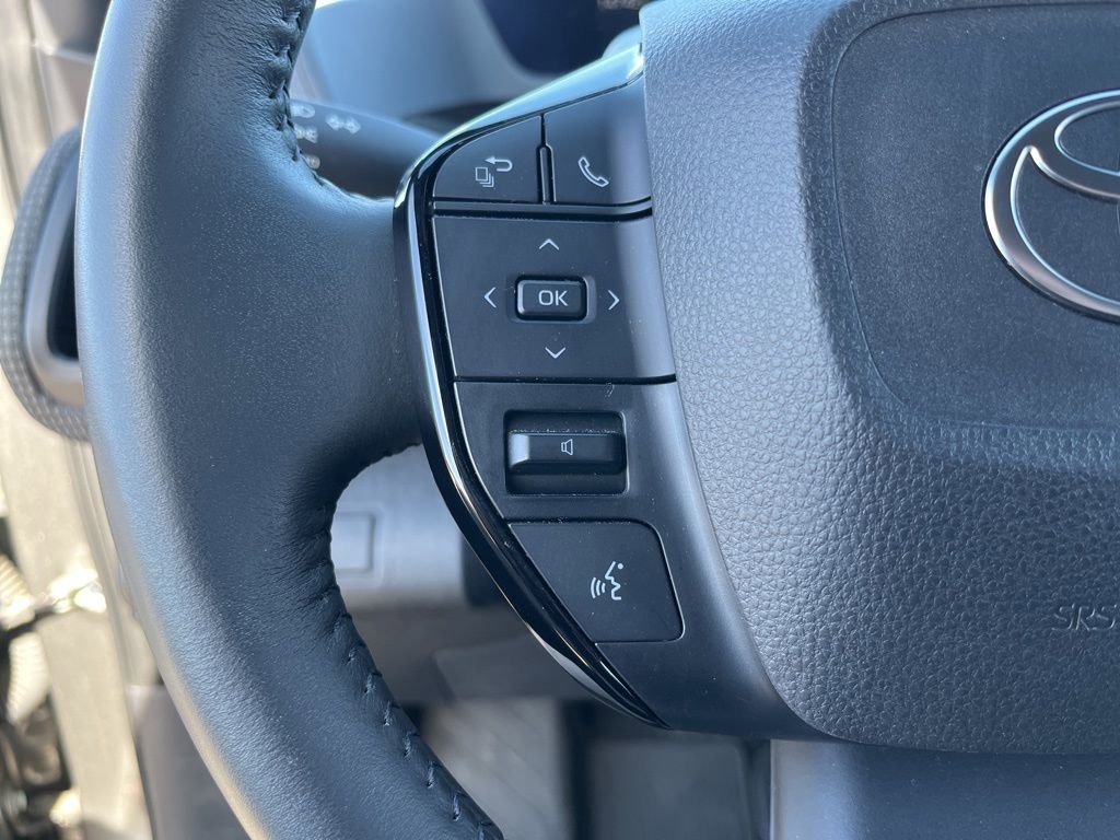 Used 2024 Toyota bZ4X XLE image 22