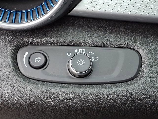 Used 2026 Chevrolet Trax LT w/ Driver Confidence Package FWD image 9