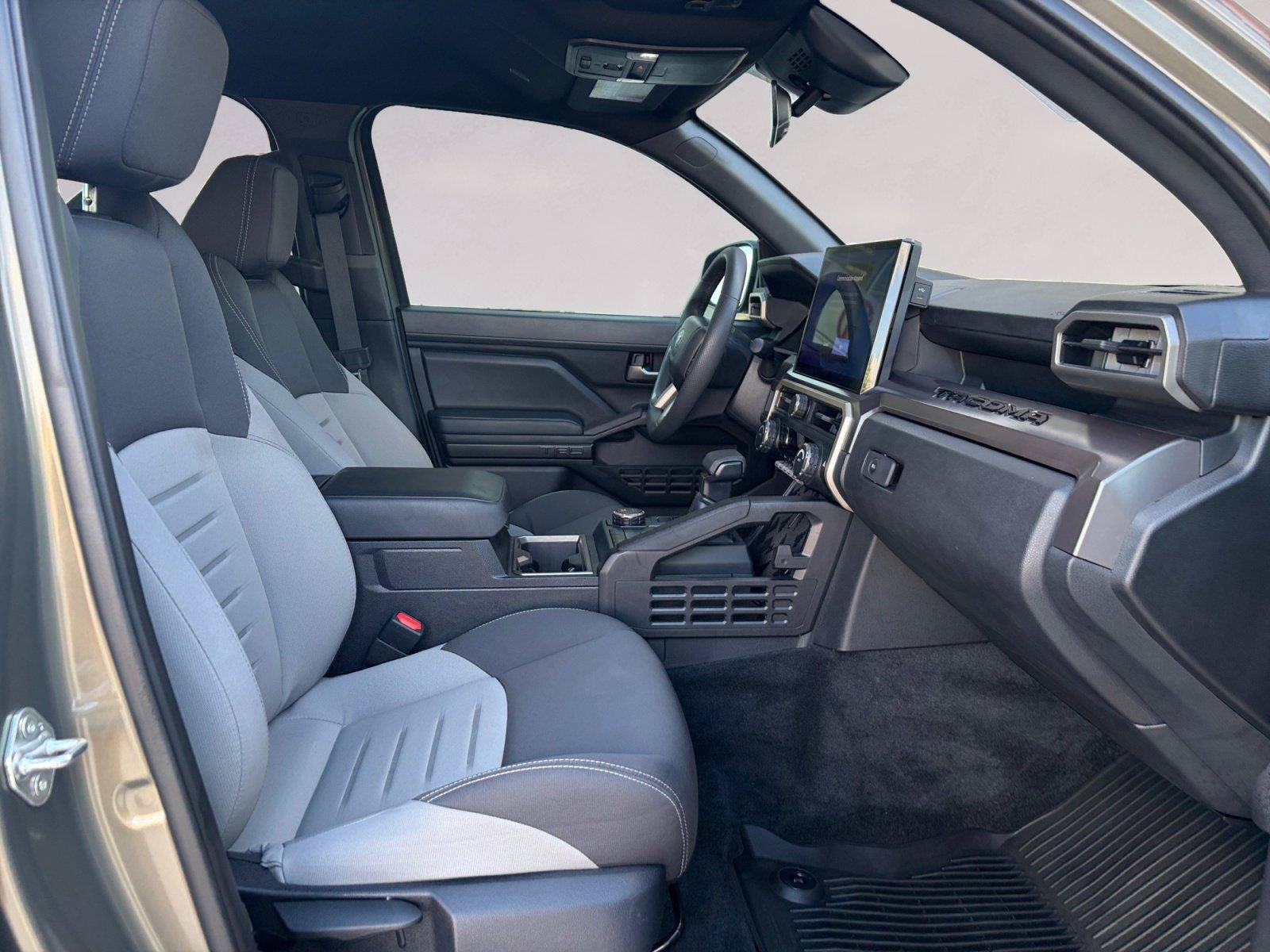Used 2025 Toyota Tacoma TRD Sport RWD image 15