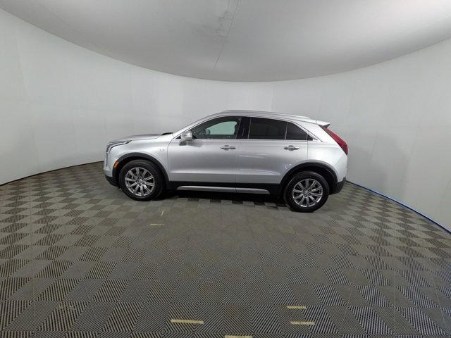 Used 2021 Cadillac XT4 Premium Luxury w/ Cold Weather Package image 27