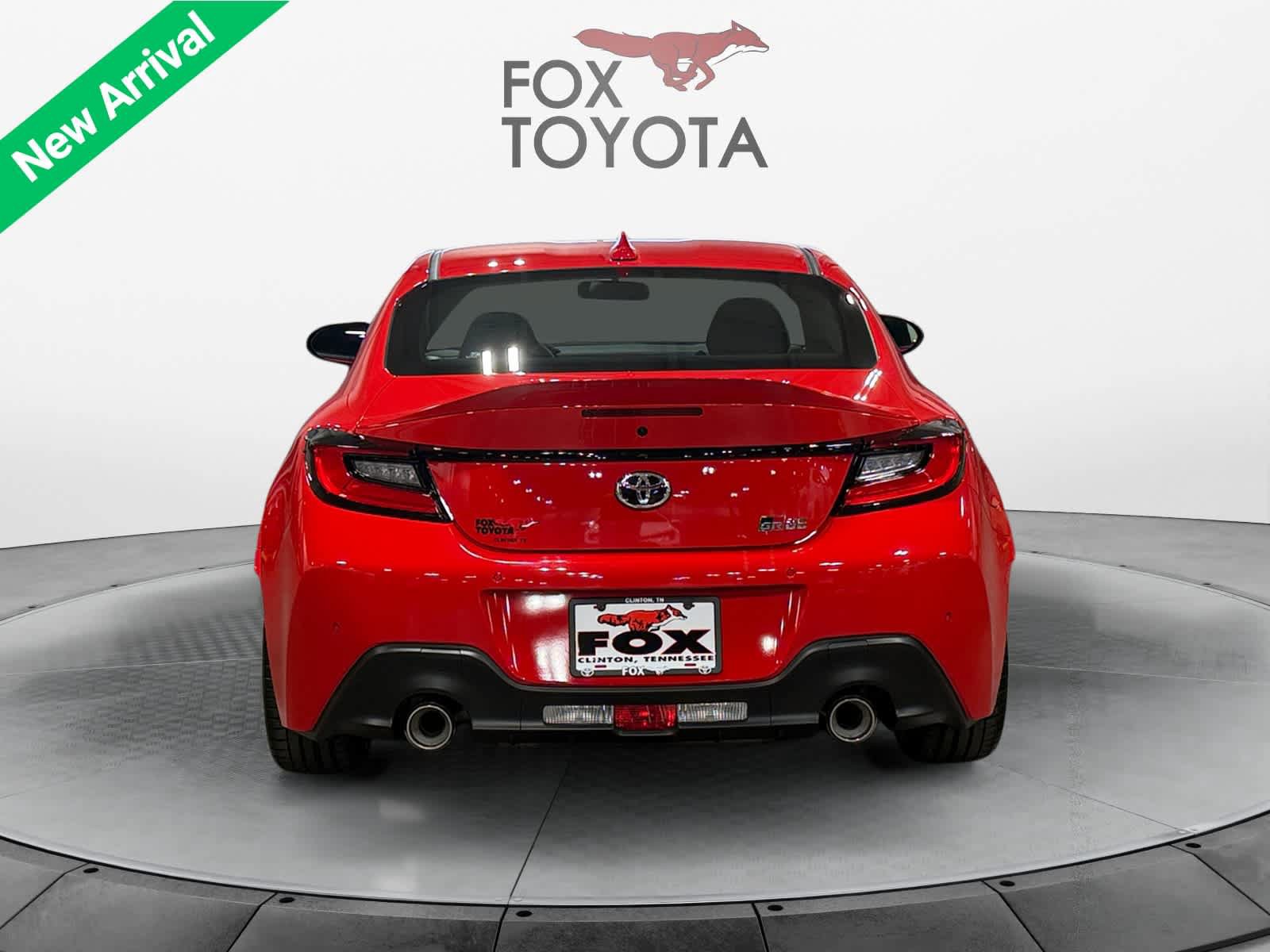 New 2026 Toyota GR86 Premium RWD image 4