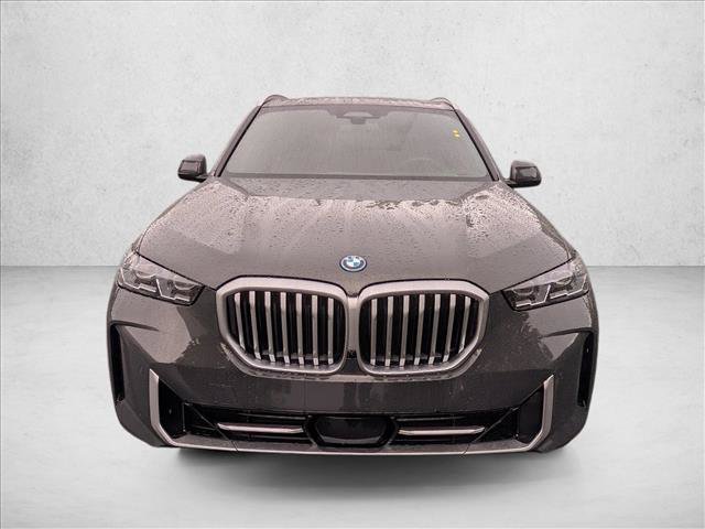New 2026 BMW X5 xDrive50e w/ Executive Package AWD/4WD image 2