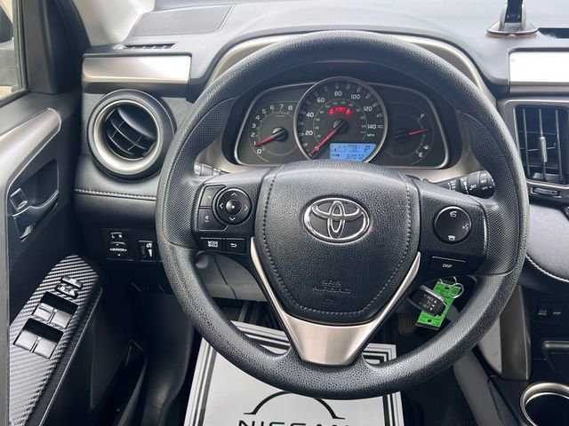 Used 2015 Toyota RAV4 XLE AWD/4WD image 23