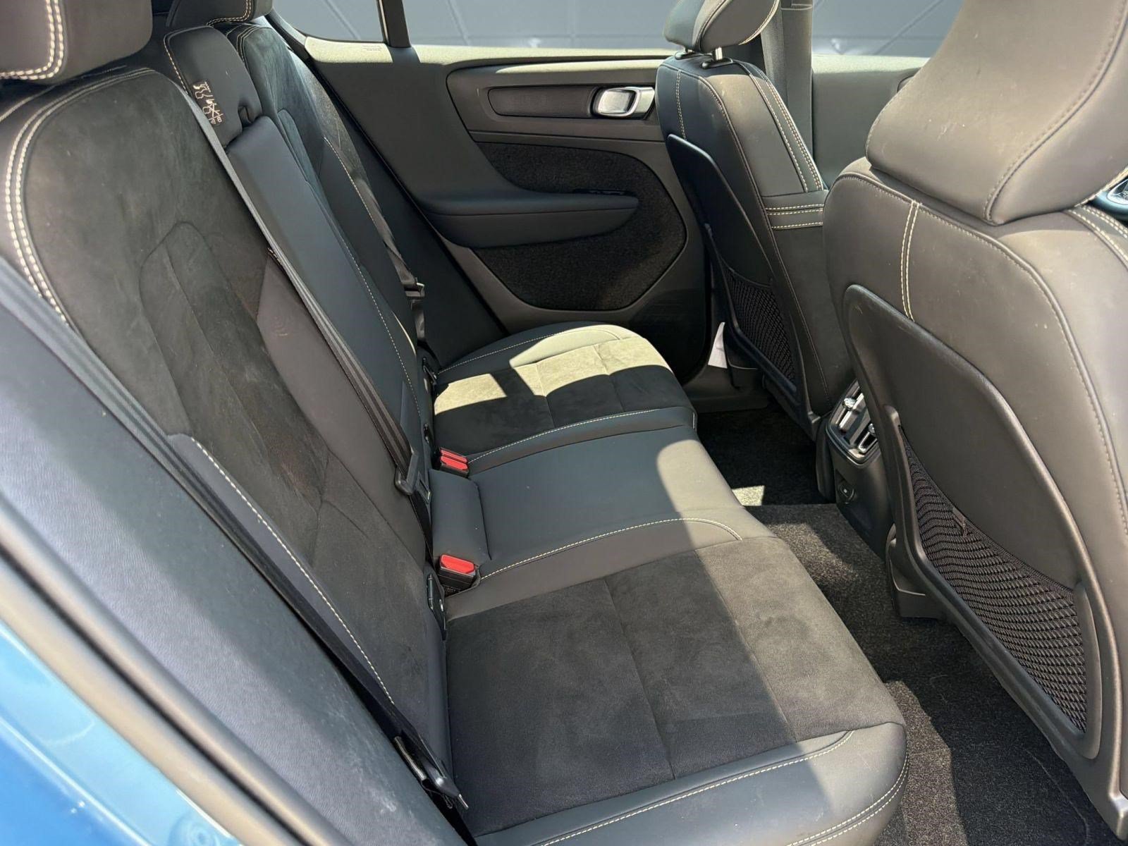 Certified 2023 Volvo C40 P8 Recharge Plus AWD/4WD image 30