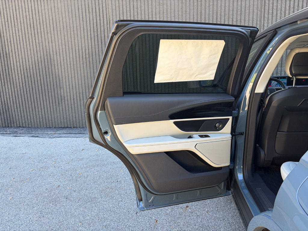 New 2026 Lincoln Nautilus Reserve AWD/4WD image 21