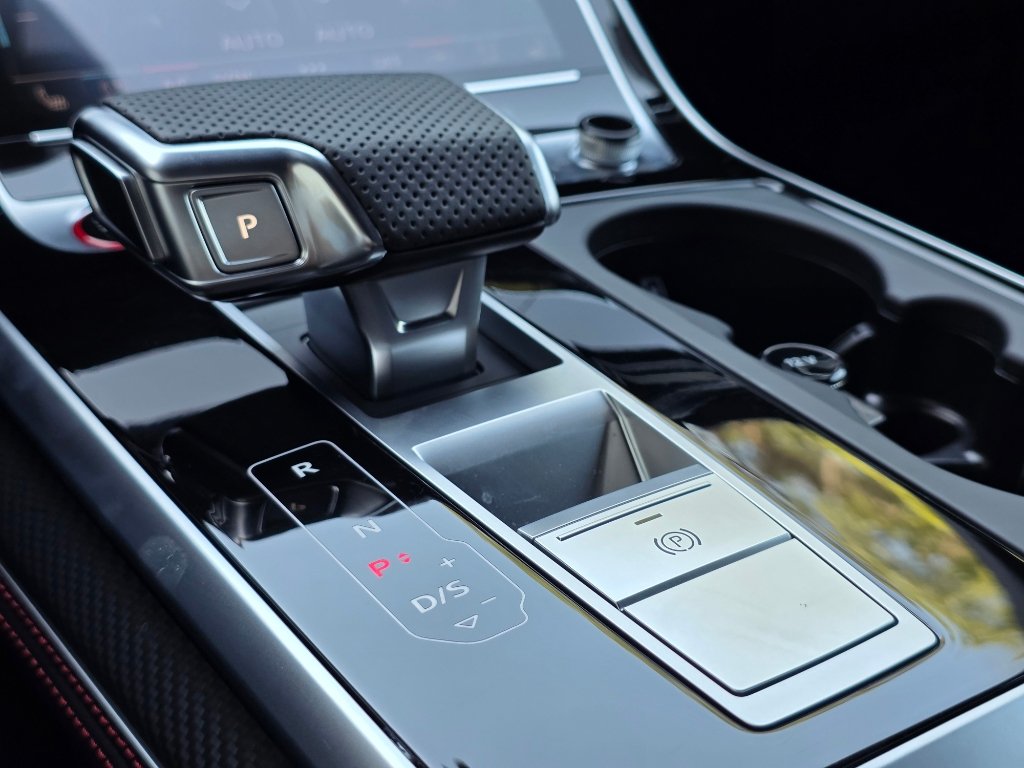 New 2026 Audi SQ8 Prestige AWD/4WD image 32