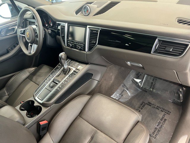 Used 2016 Porsche Macan S AWD/4WD image 16