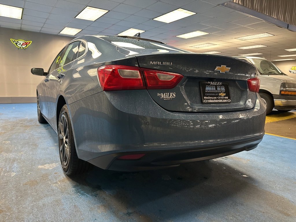 Certified 2025 Chevrolet Malibu LT image 9