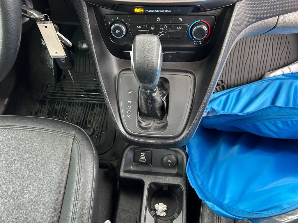 Used 2022 Ford Transit Connect XL FWD image 13