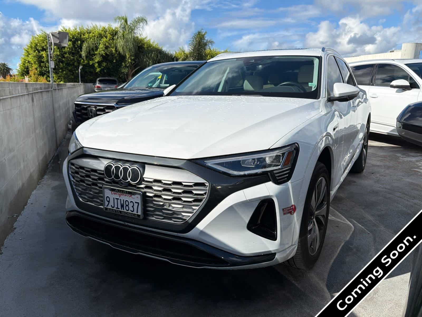 Used 2024 Audi Q8 e-tron Premium AWD/4WD image 1