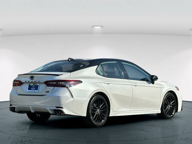 Used 2021 Toyota Camry XSE w/ Carpet Mat Package (TMS) FWD image 6