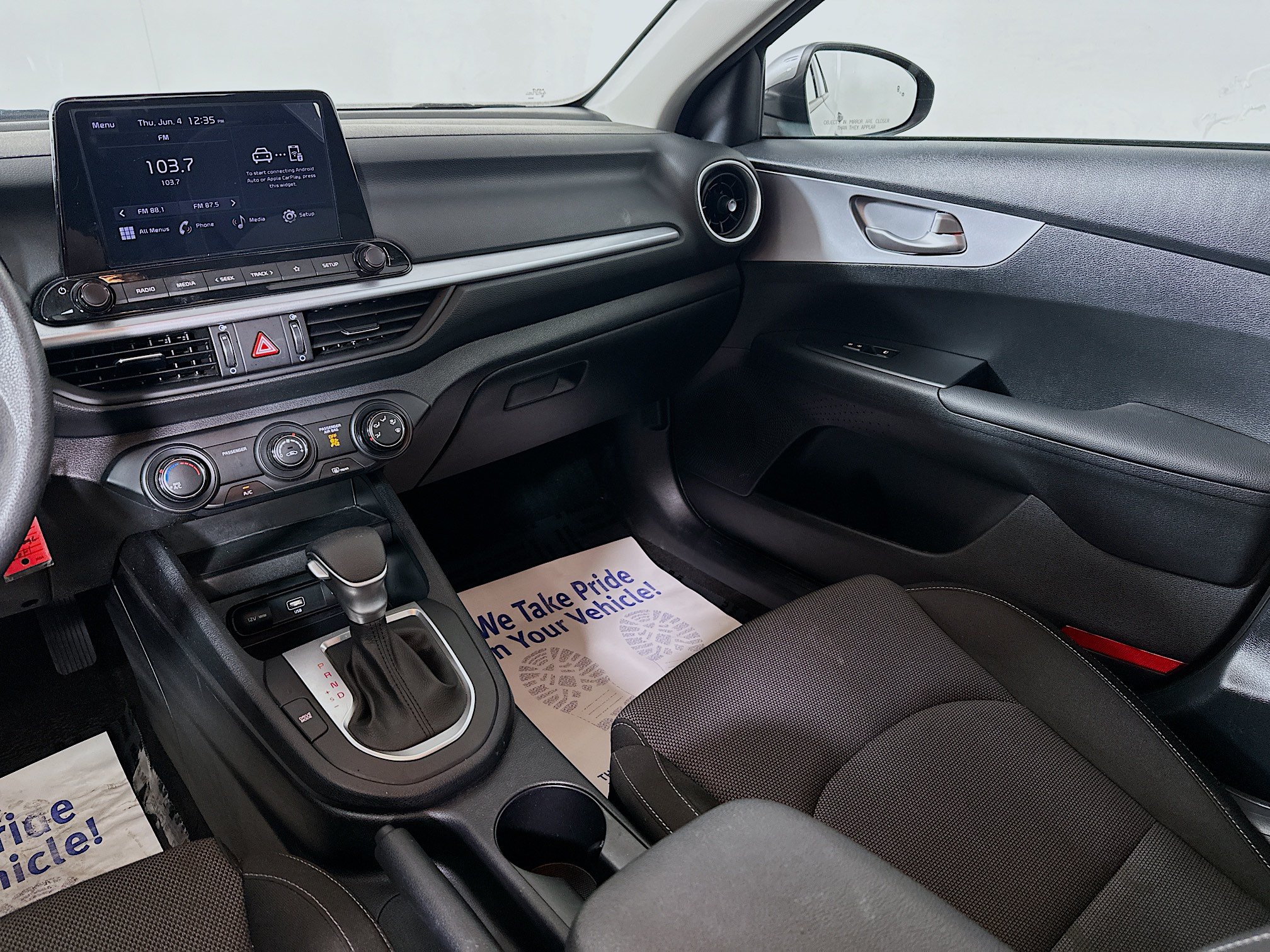 Certified 2024 Kia Forte LXS w/ LXS Technology Package FWD image 21