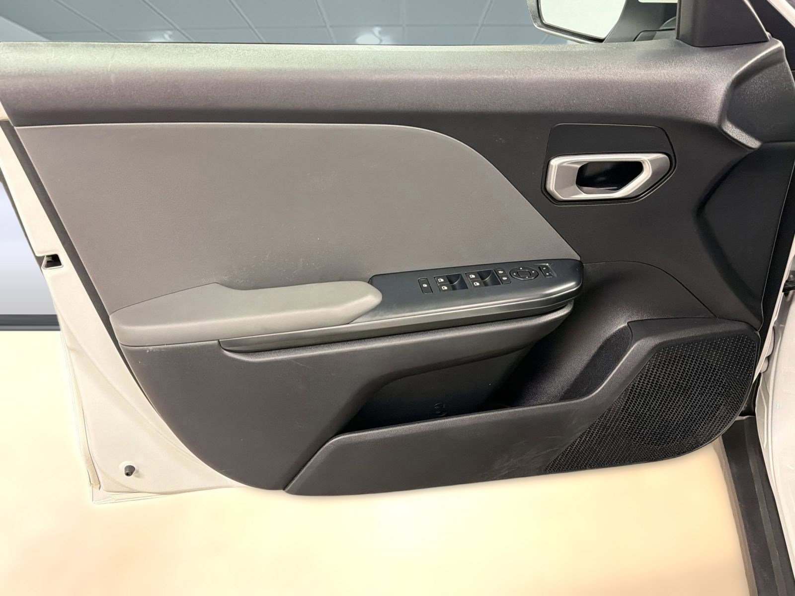 Used 2025 Kia K4 FWD image 12