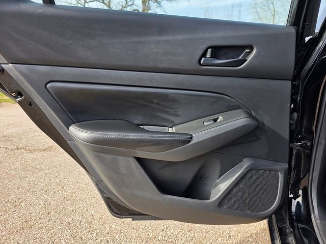 Used 2024 Nissan Altima 2.5 SV image 29