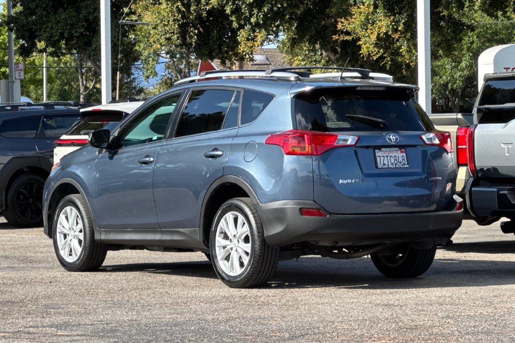 Used 2014 Toyota RAV4 Limited w/ Technology Package FWD image 5