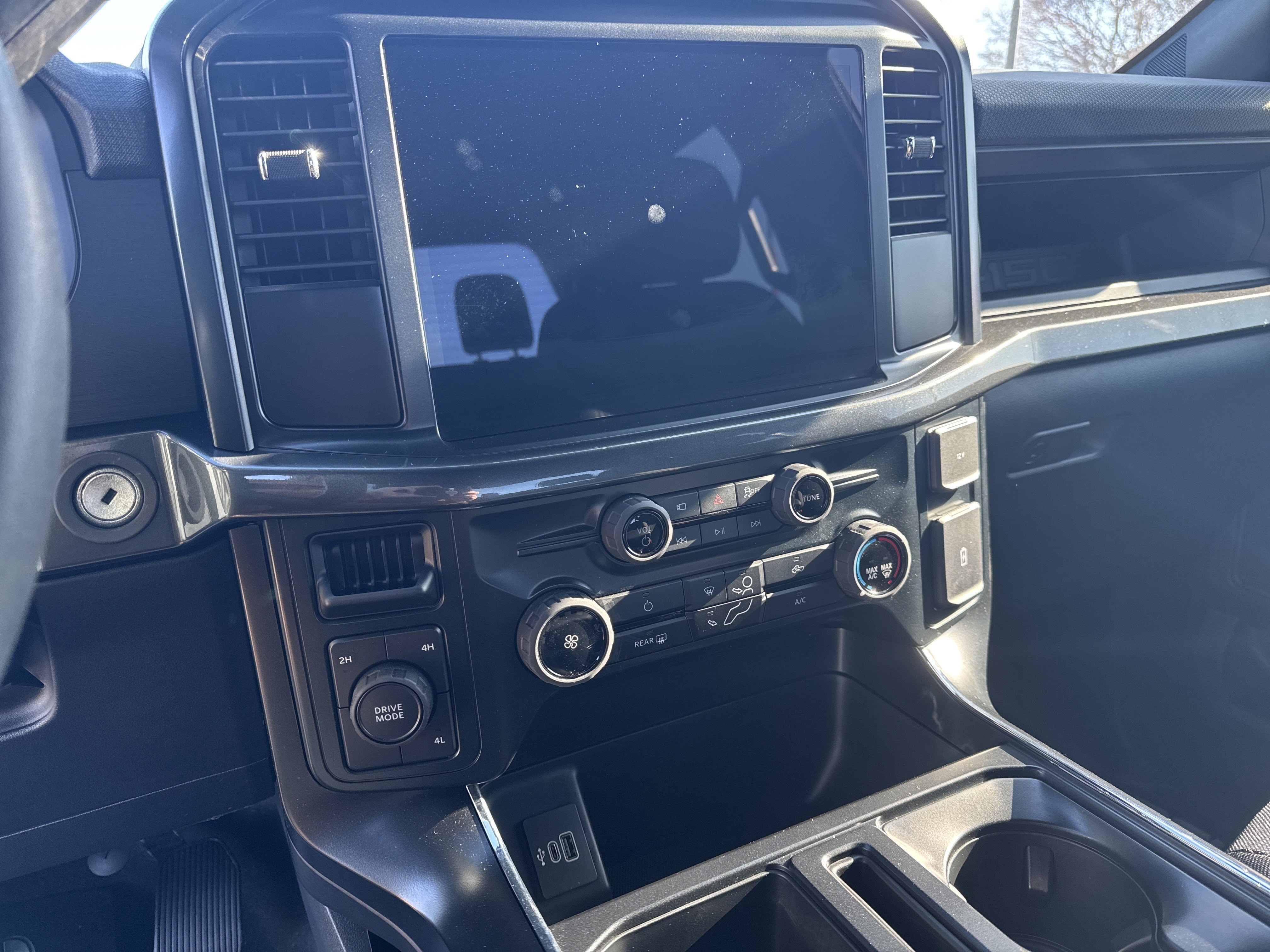 New 2025 Ford F150 STX w/ STX Black Appearance Package AWD/4WD image 11