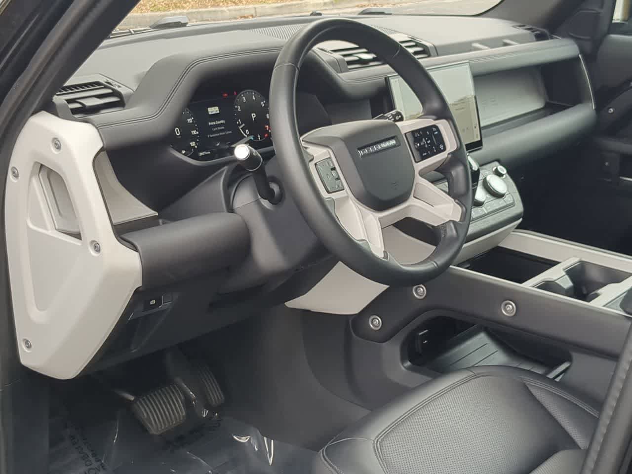 Used 2025 Land Rover Defender 110 S AWD/4WD image 10