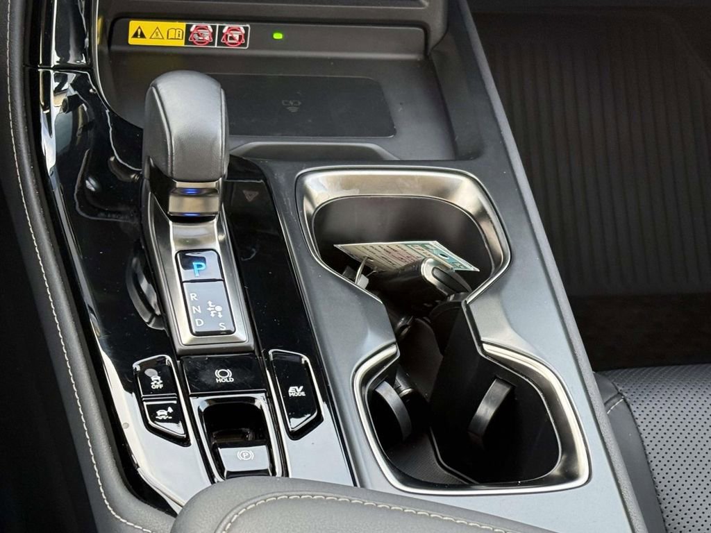 Used 2024 Lexus NX 300h AWD w/ Luxury Package image 20