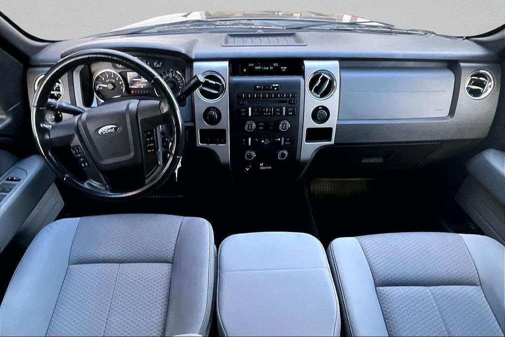 Used 2011 Ford F150 XLT w/ XLT Chrome Pkg AWD/4WD image 9