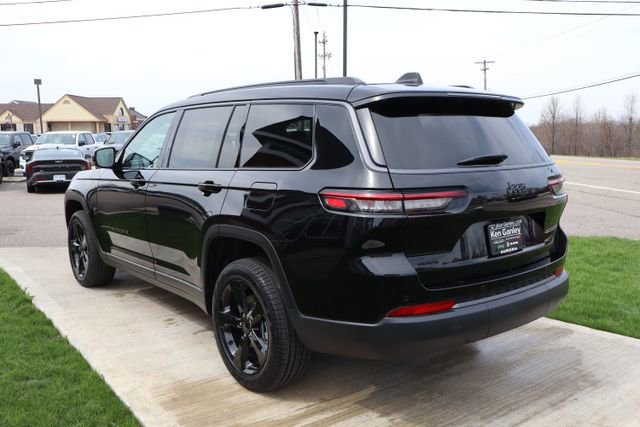 New 2026 Jeep Grand Cherokee L Limited w/ Limited Altitude Package AWD/4WD image 28