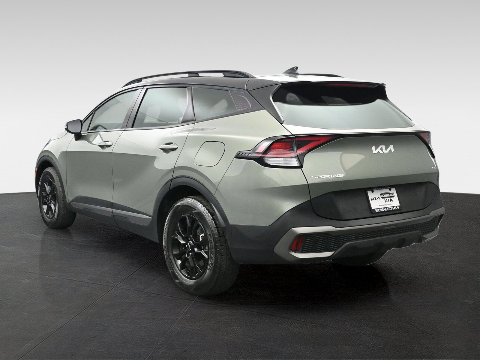 Used 2023 Kia Sportage X-Pro AWD/4WD image 2