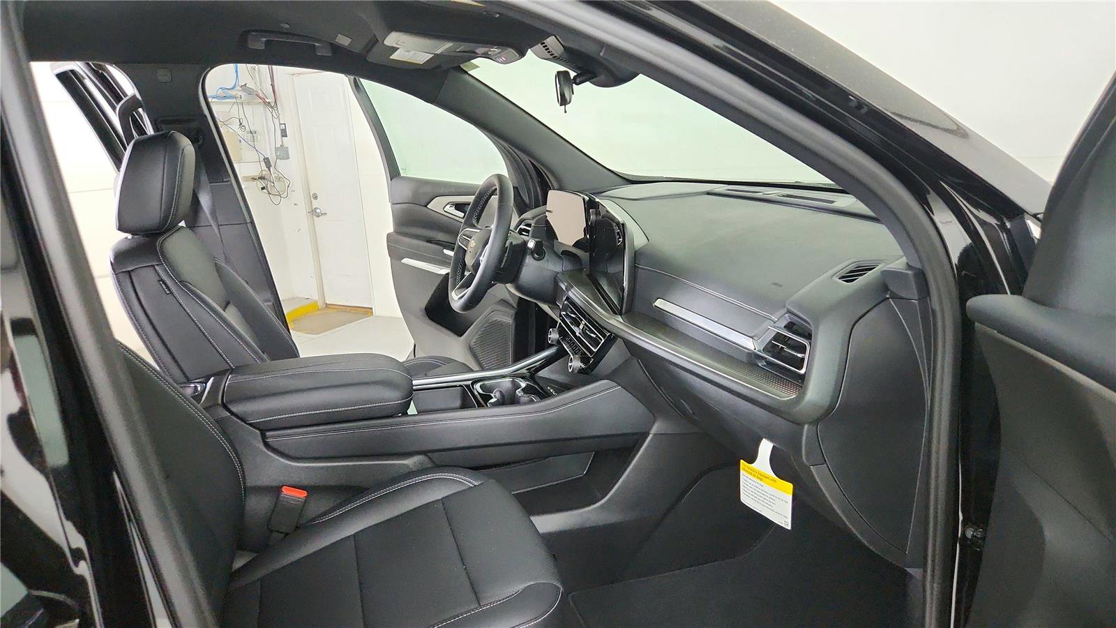 New 2026 Chevrolet Traverse LT image 20