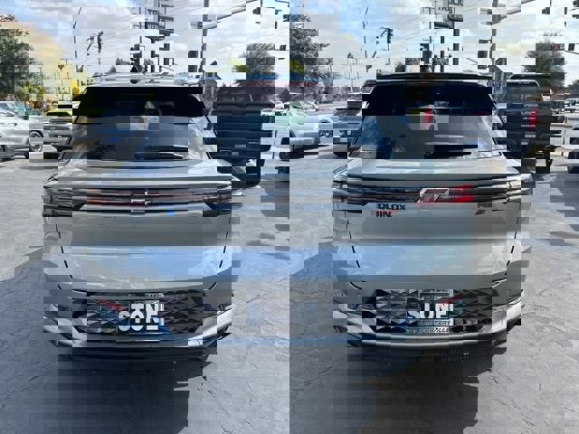 New 2026 Chevrolet Equinox EV RS image 7