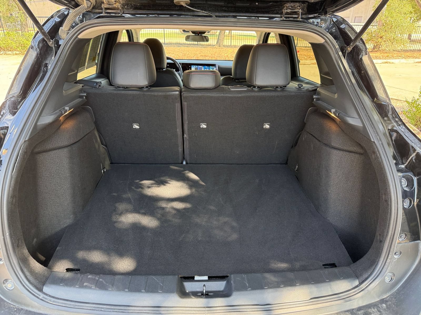 Used 2026 Nissan Kicks SR AWD/4WD image 31
