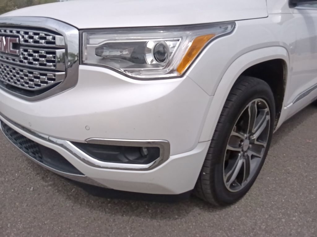 Used 2019 GMC Acadia Denali w/ Technology Package image 9