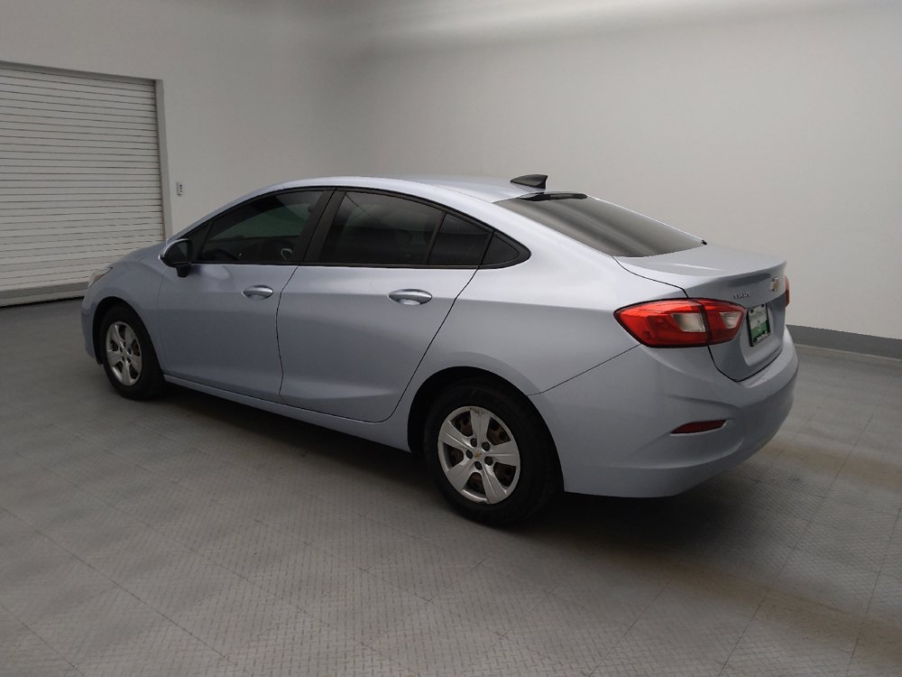 Used 2018 Chevrolet Cruze LS image 3