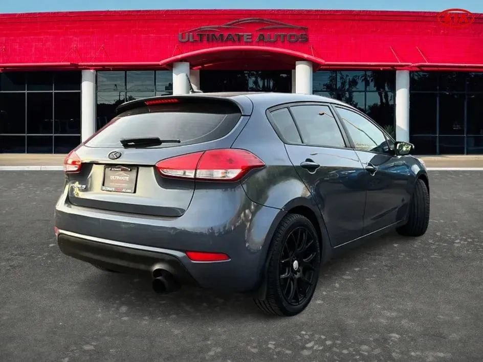 Used 2016 Kia Forte LX FWD image 3