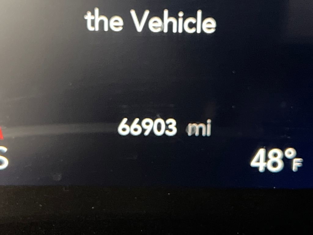 Used 2024 Chrysler Pacifica Limited image 57